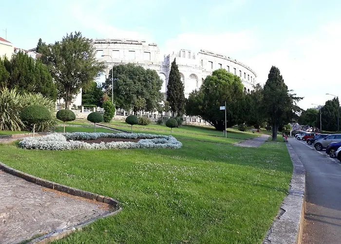 Adria Vista Mare - Modern With Sea View *